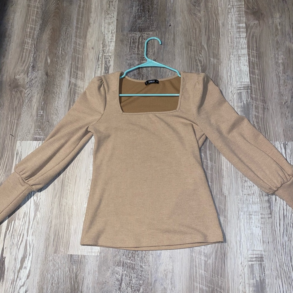 Shein Nude Square line Top